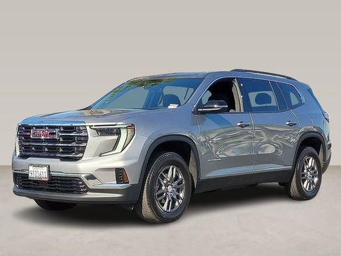 Used 2025 GMC Acadia Elevation image 6