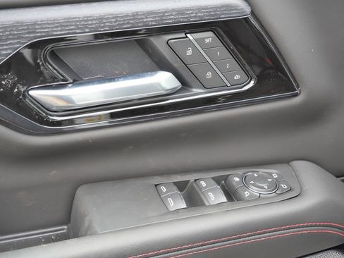 New 2026 GMC Yukon AT4 Ultimate AWD/4WD image 43