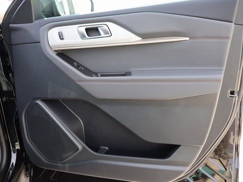 New 2026 Ford Explorer Active image 8