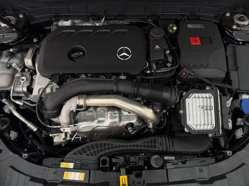 New 2026 Mercedes-Benz GLB 250 image 32