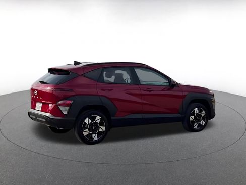 Used 2025 Hyundai Kona SEL image 3