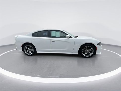 Certified 2022 Dodge Charger R/T image 9