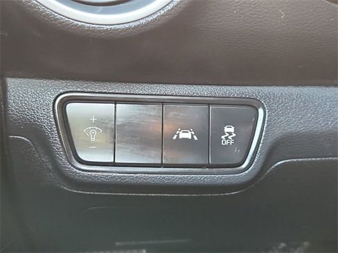 Used 2019 Kia Forte LXS image 16