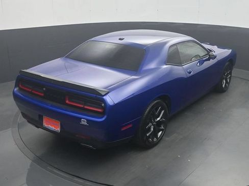 Used 2021 Dodge Challenger SXT w/ Driver Convenience Group RWD image 23