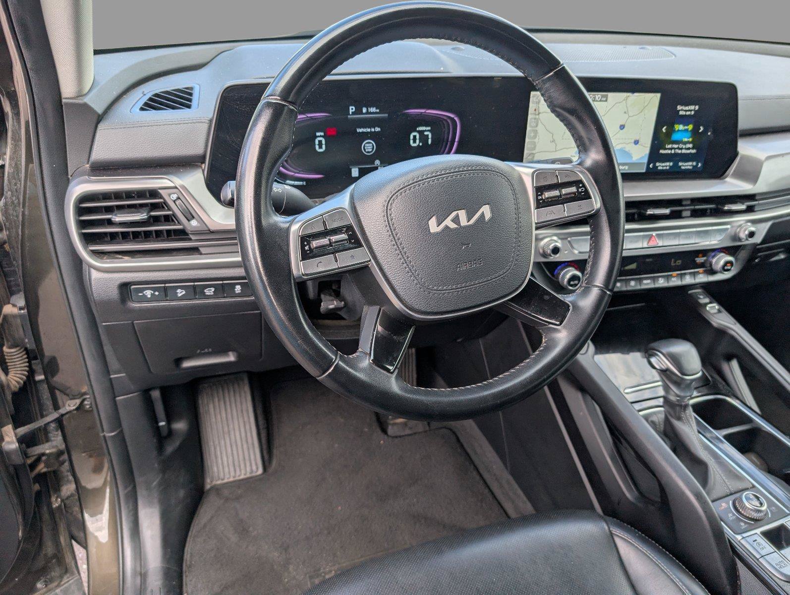 Used 2025 Kia Telluride S AWD/4WD image 4