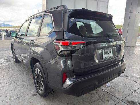 Used 2025 Subaru Forester image 7