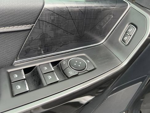 Used 2022 Ford F150 XLT w/ Equipment Group 302A High image 12