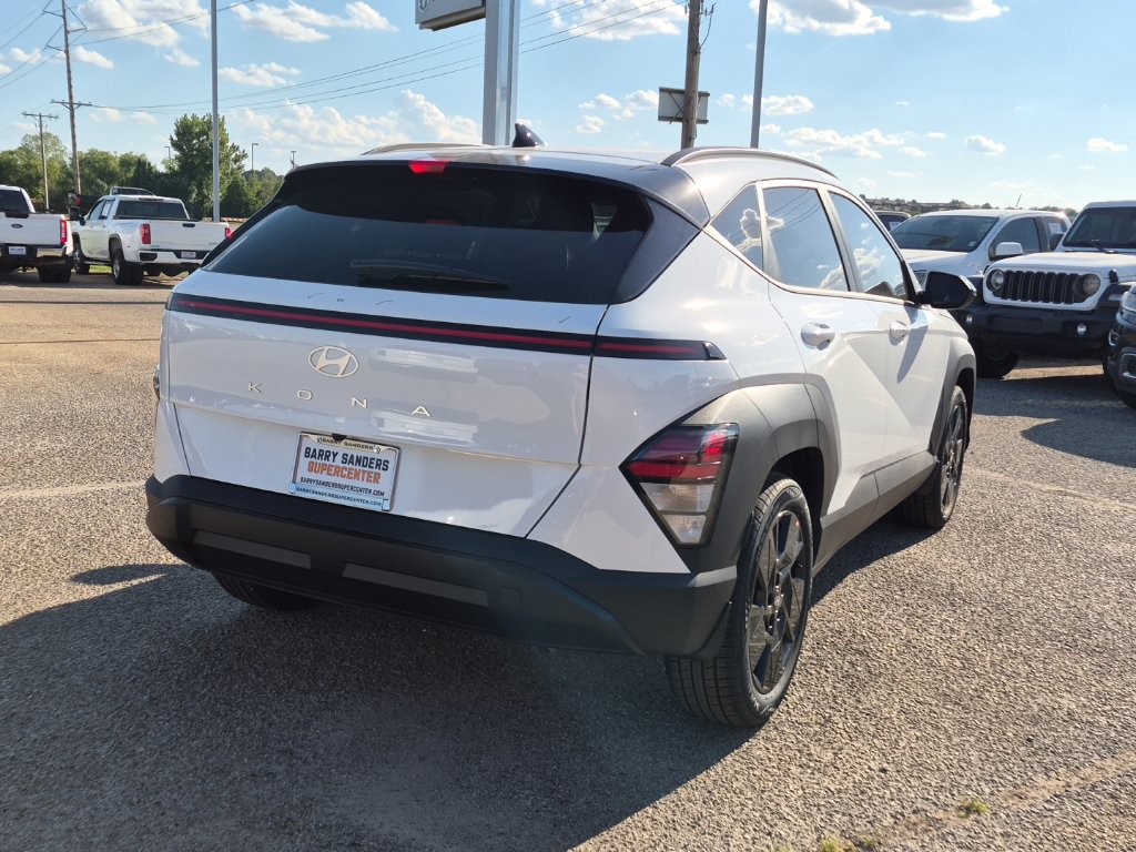 New 2027 Hyundai Kona SEL Sport FWD image 3