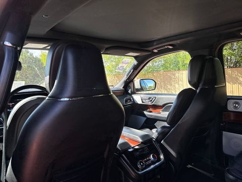 Used 2021 Lincoln Navigator L Reserve AWD/4WD image 22