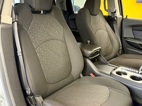 Used 2012 GMC Acadia SL w/ Preferred Package image 16