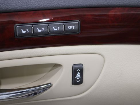 Used 2008 Lexus LS 460 RWD image 8