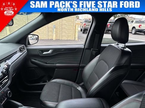 Used 2025 Ford Escape ST-Line FWD image 13