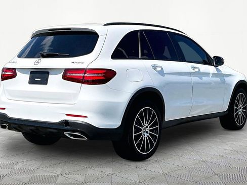 Used 2018 Mercedes-Benz GLC 300 4MATIC image 5