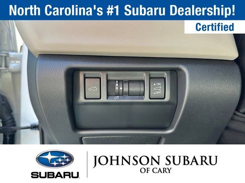 Used 2025 Subaru Forester Premium w/ Convenience Package #1 AWD/4WD image 16
