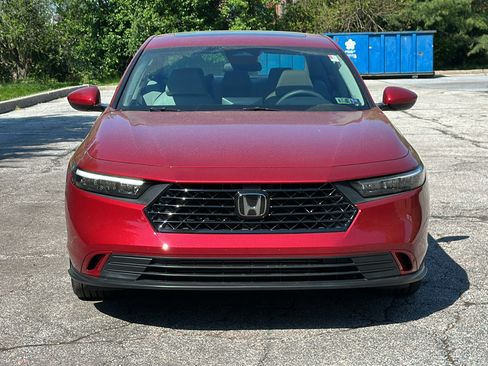 Used 2023 Honda Accord EX image 3