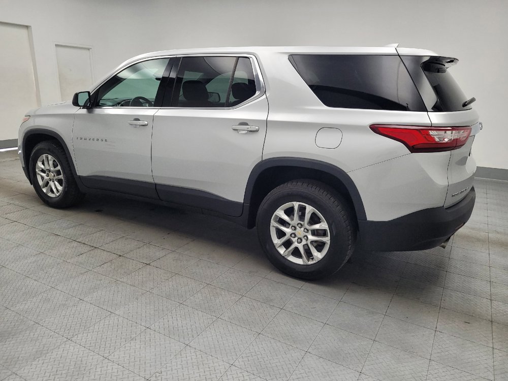 Used 2020 Chevrolet Traverse LS w/ LPO, Blackout Package AWD/4WD image 3