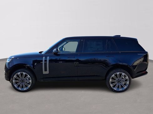New 2026 Land Rover Range Rover Long Wheelbase SE image 5