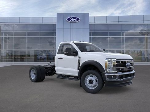 New 2025 Ford F550 4x4 Regular Cab Super Duty image 7