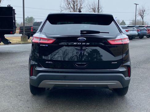 Certified 2022 Ford Edge SEL w/ Convenience Package image 5