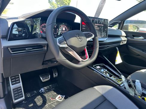 New 2026 Volkswagen GTI SE FWD image 11