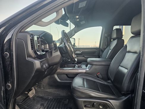 Used 2024 Chevrolet Silverado 2500 LTZ w/ LTZ Plus Package image 13