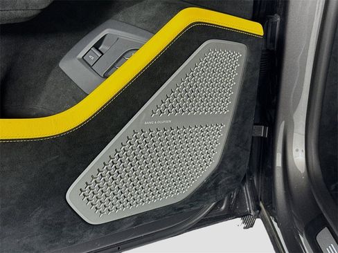 Used 2024 Lamborghini Urus Performante image 19