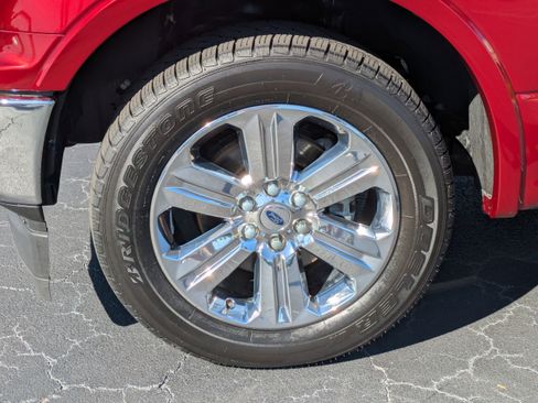 Used 2018 Ford F150 Lariat image 9