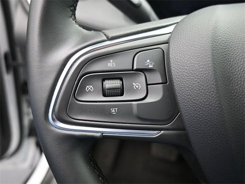 Used 2024 Buick Encore GX Sport Touring image 15