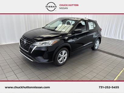 New 2025 Nissan Kicks S