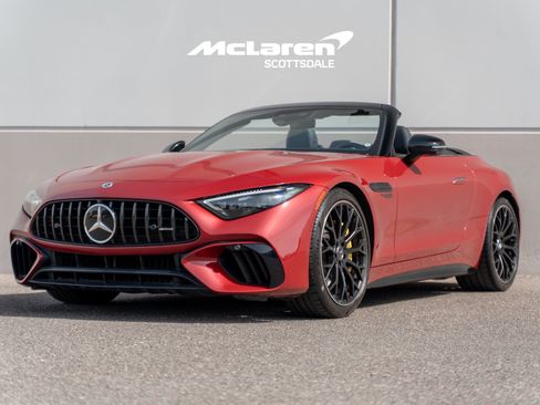 Used 2022 Mercedes-Benz SL 63 AMG 4MATIC w/ Driver Assistance Package image 3