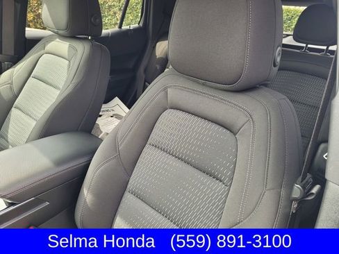 Used 2025 Chevrolet Equinox LT image 12