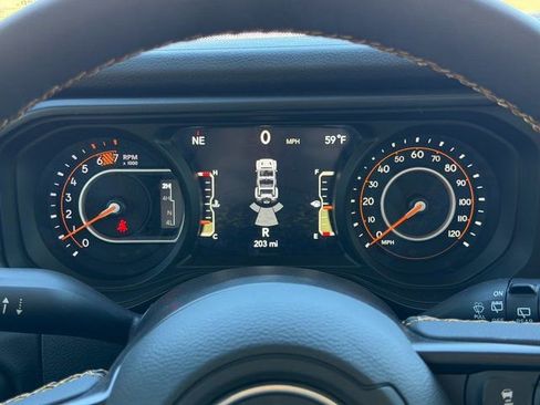 New 2024 Jeep Wrangler Unlimited Sport image 32