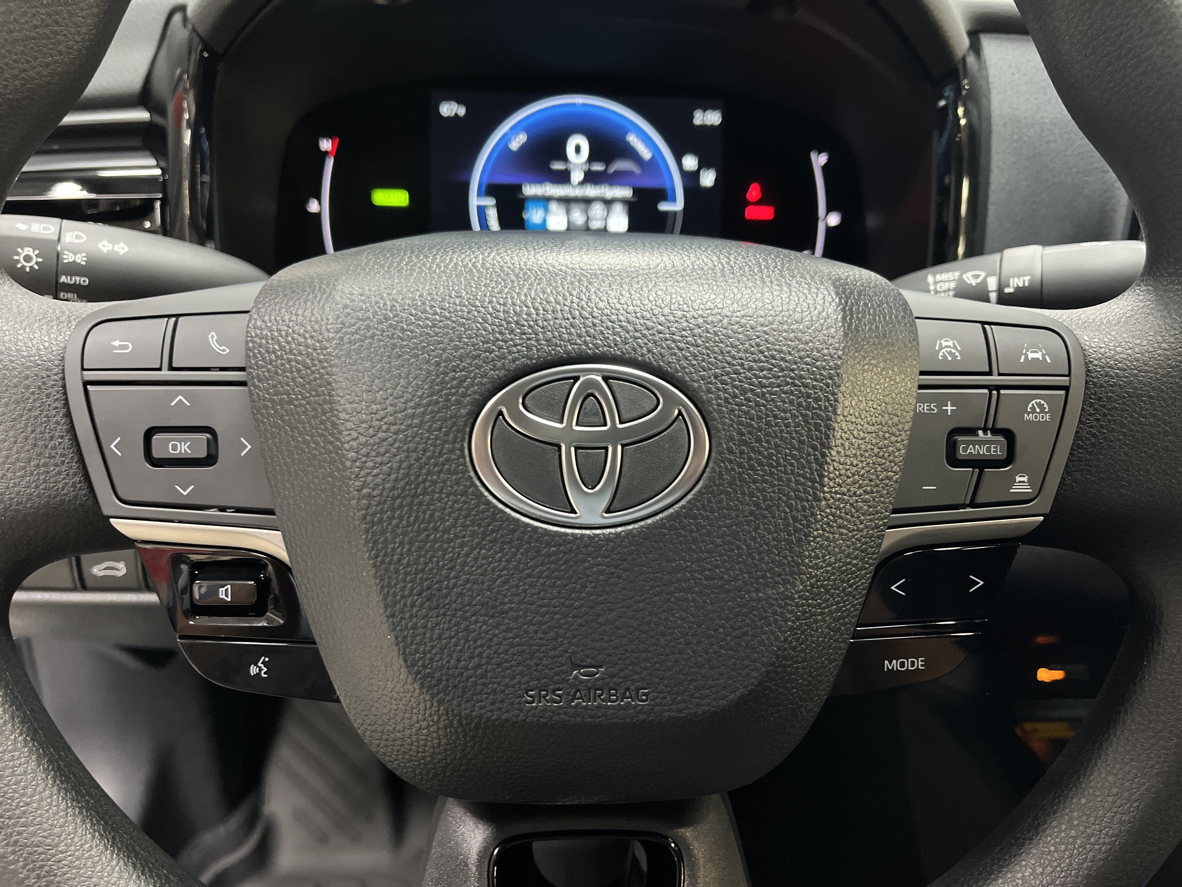 Used 2026 Toyota Camry LE FWD image 19