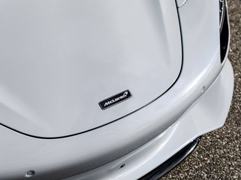 Used 2026 McLaren 750S Spider RWD image 11