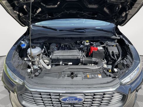 Used 2025 Ford Escape Active AWD/4WD image 8