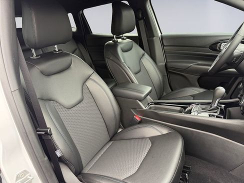 New 2026 Jeep Compass Latitude image 17