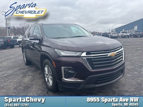 Used 2023 Chevrolet Traverse LT w/ LPO, Floor Liner Package image 1