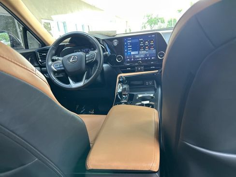 Used 2023 Lexus NX 250 FWD w/ Towing Package (2000 Lbs) image 29