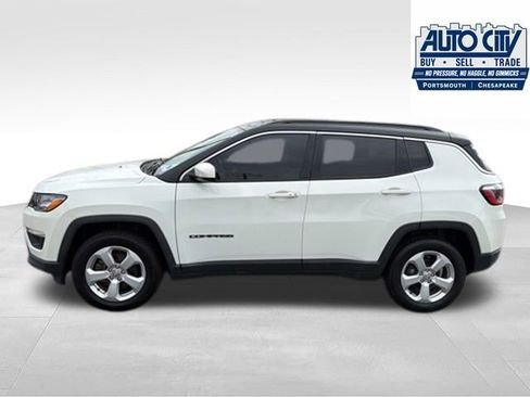 Used 2019 Jeep Compass Latitude w/ Popular Equipment Group AWD/4WD image 9