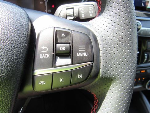 Used 2025 Ford Escape ST-Line FWD image 23