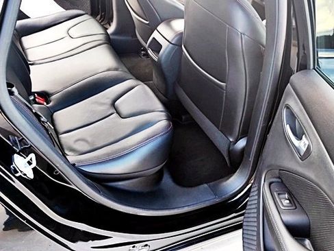 Used 2015 Dodge Dart GT image 17