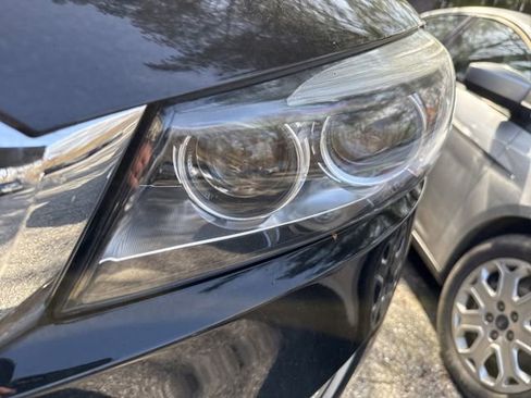 Used 2017 Kia Sorento EX image 8