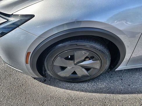 Used 2023 Toyota Prius LE image 16