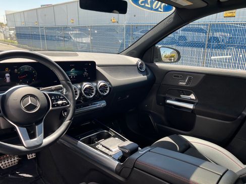 Certified 2023 Mercedes-Benz GLA 250 image 17