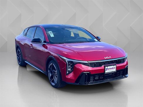 New 2025 Kia K4 GT-Line image 3