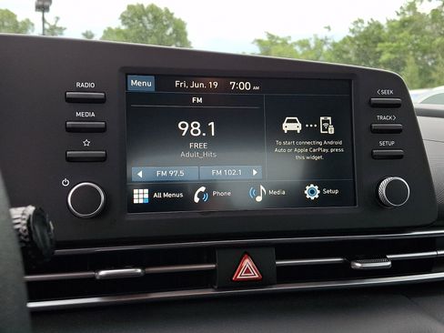 Used 2026 Hyundai Elantra SE FWD image 19