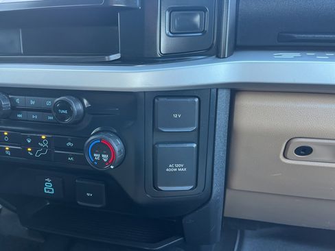 Certified 2024 Ford F350 XLT w/ Snow Plow/Camper Package image 24