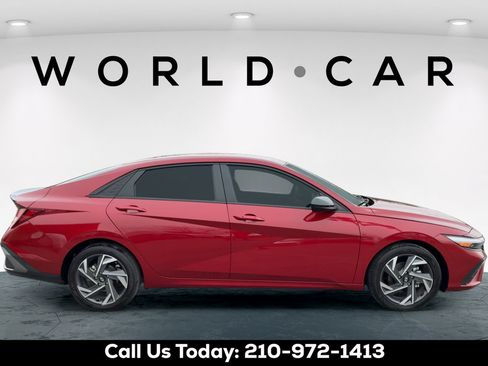 Certified 2025 Hyundai Elantra Sport FWD image 2