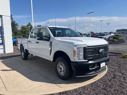 New 2025 Ford F250 XL image 3