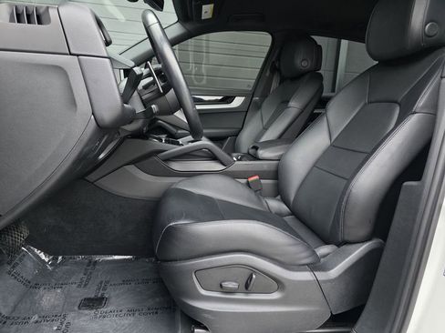 Certified 2024 Porsche Cayenne image 15